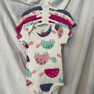 Carter’s Onesies 5 pack